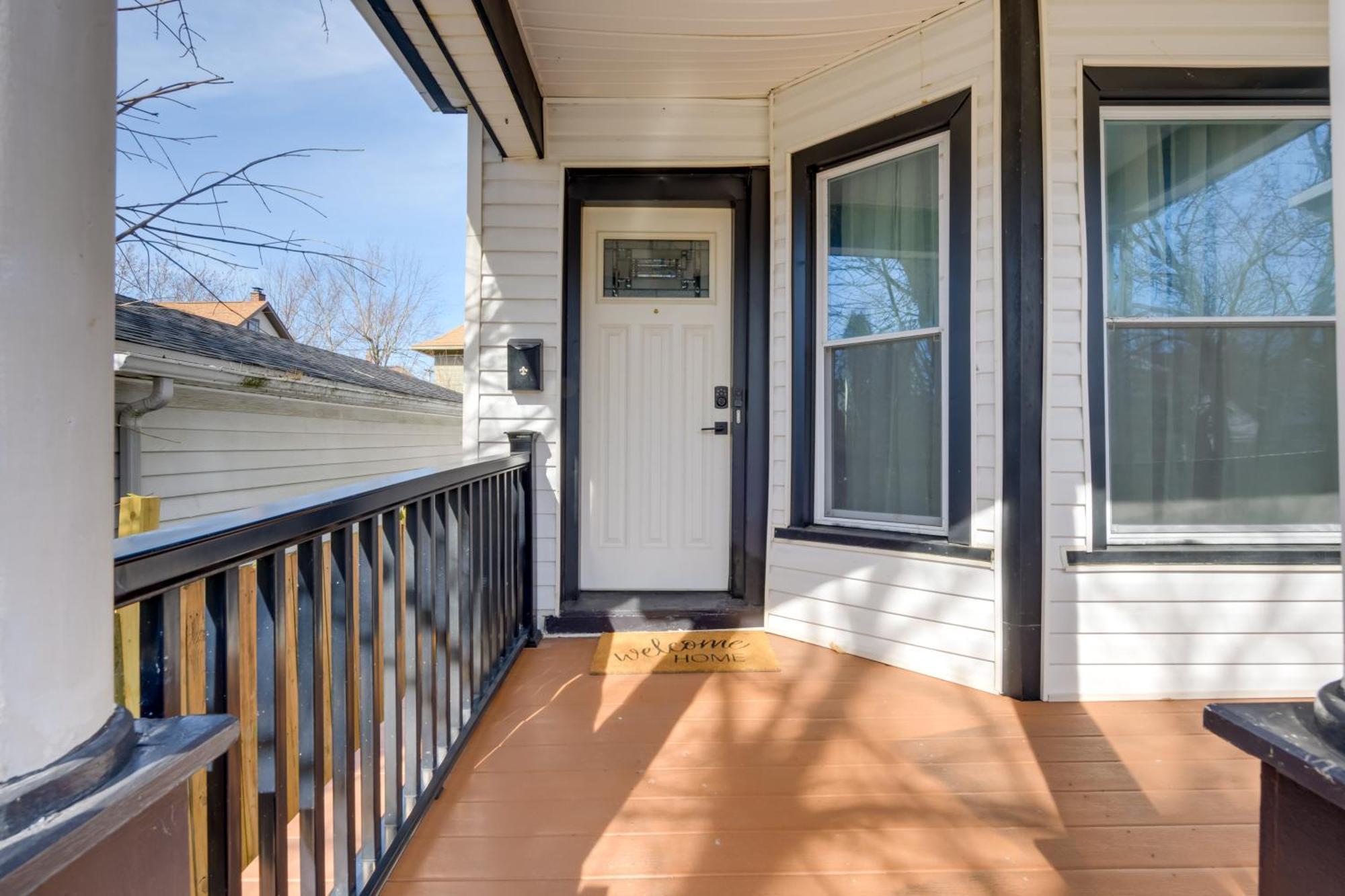 Historic Row House Near Delaware Park Holiday home Buffalo